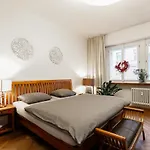 Luxury Apartment Dlouha
